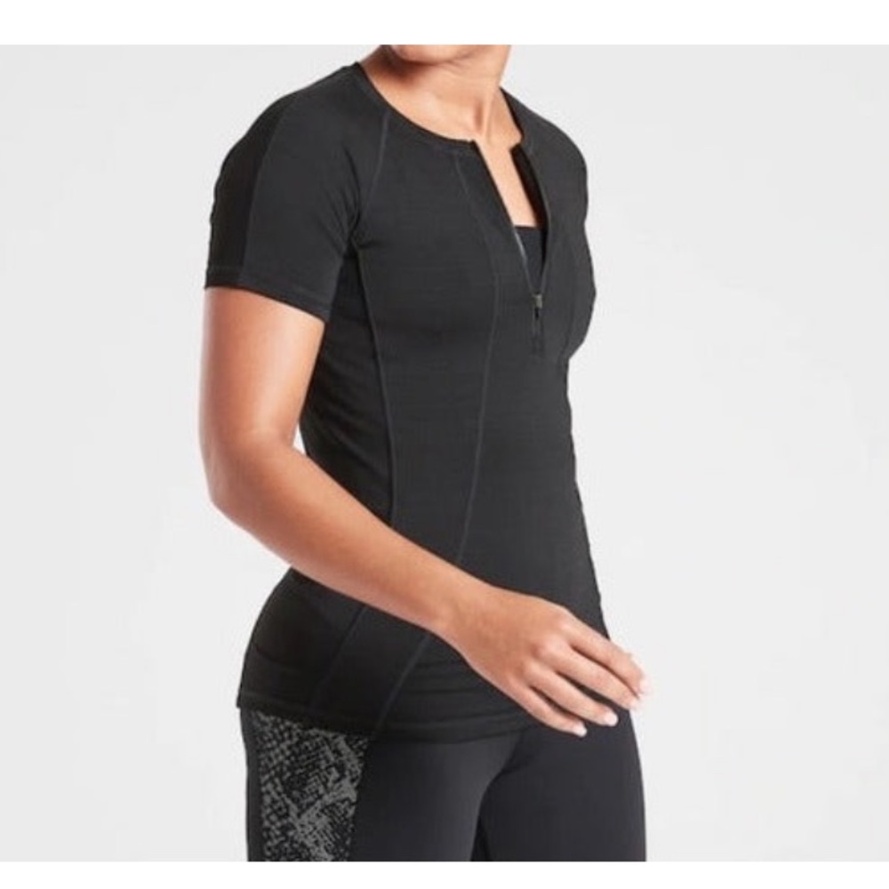 Athleta Pacifica Tee Running Top Stretch Zip Back Pocket Cycling Work Out